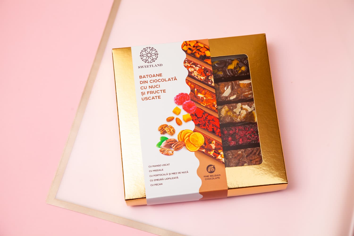 Batoane de ciocolată cu nuci și fructe uscate "SWEETLAND" 150g