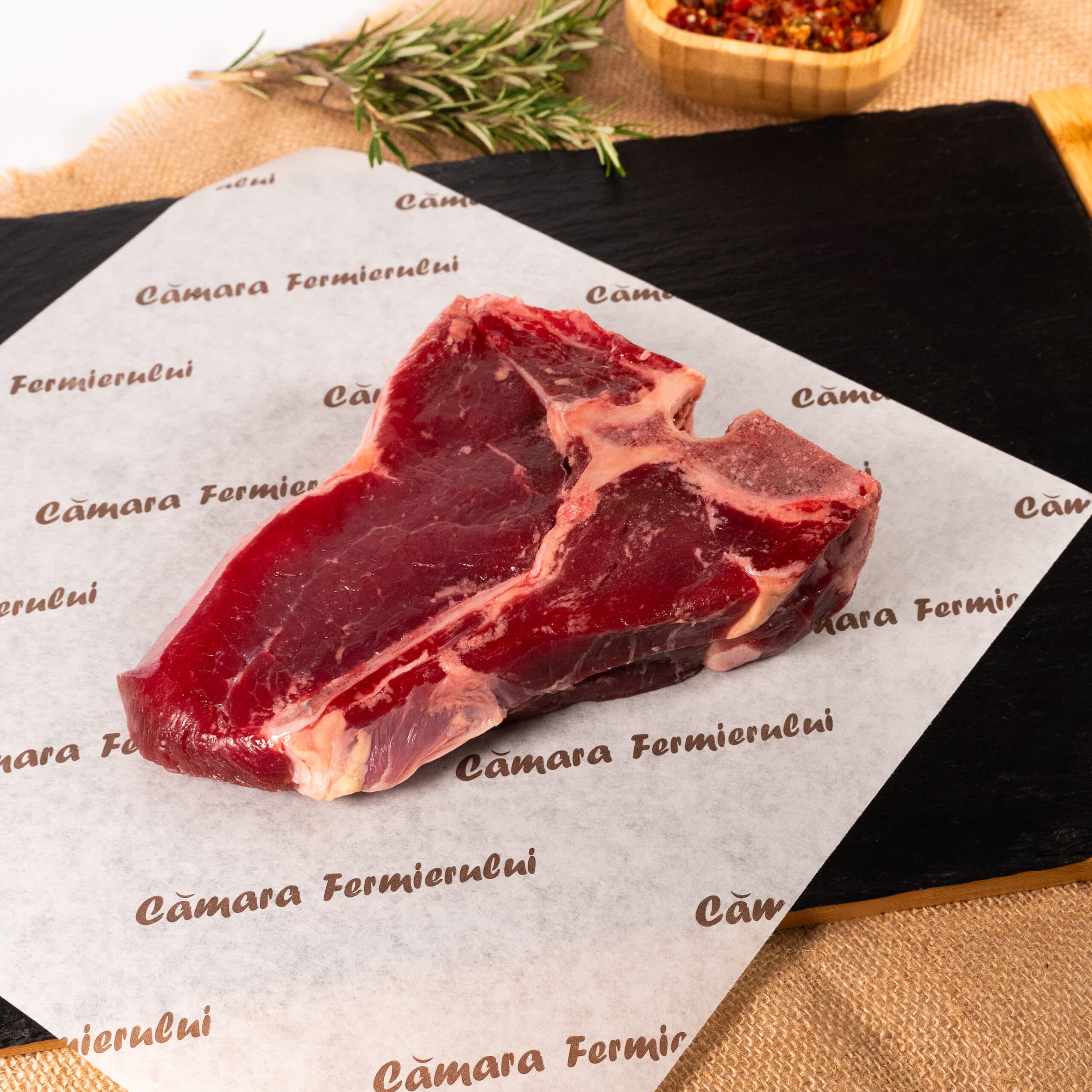 T-bone steak de vită maturat "Cămara"